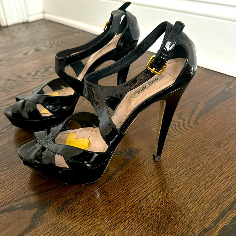 Patent miu miu stilletos